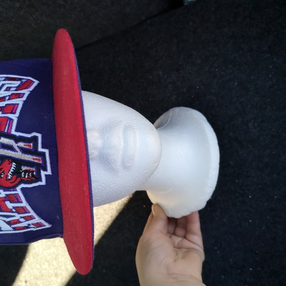 Toronto raptors ,NBA hat - Picture 6 of 8